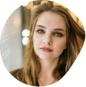 Marcia Loures